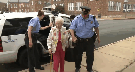 A Centenarian Woman Has Always Dreamed Of Being Arrested, Her Wish Has Finally Come True