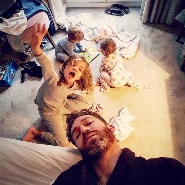 The Father Of 4 Girls Takes The Internet By Strom With His Clever And Fun Instagram Photos